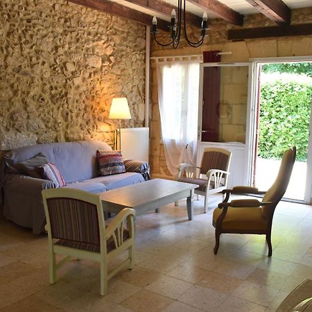 Du Vert & Du Bon Air - Linge Maison Inclus - Parking Prive Gratuit - Centre Ville Bergerac 10Mn - Domaine Bellevue Cottage En Perigord Lembras المظهر الخارجي الصورة